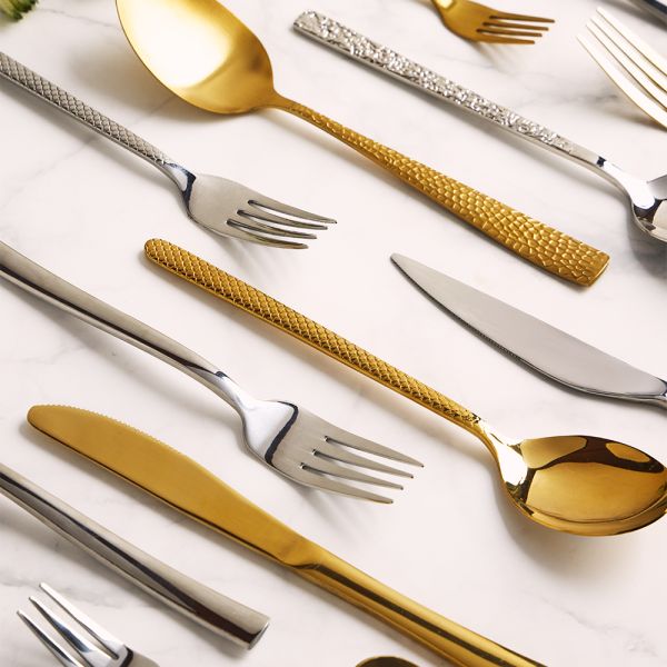 Set posate Tognana Ophira - 24 pz - Oro