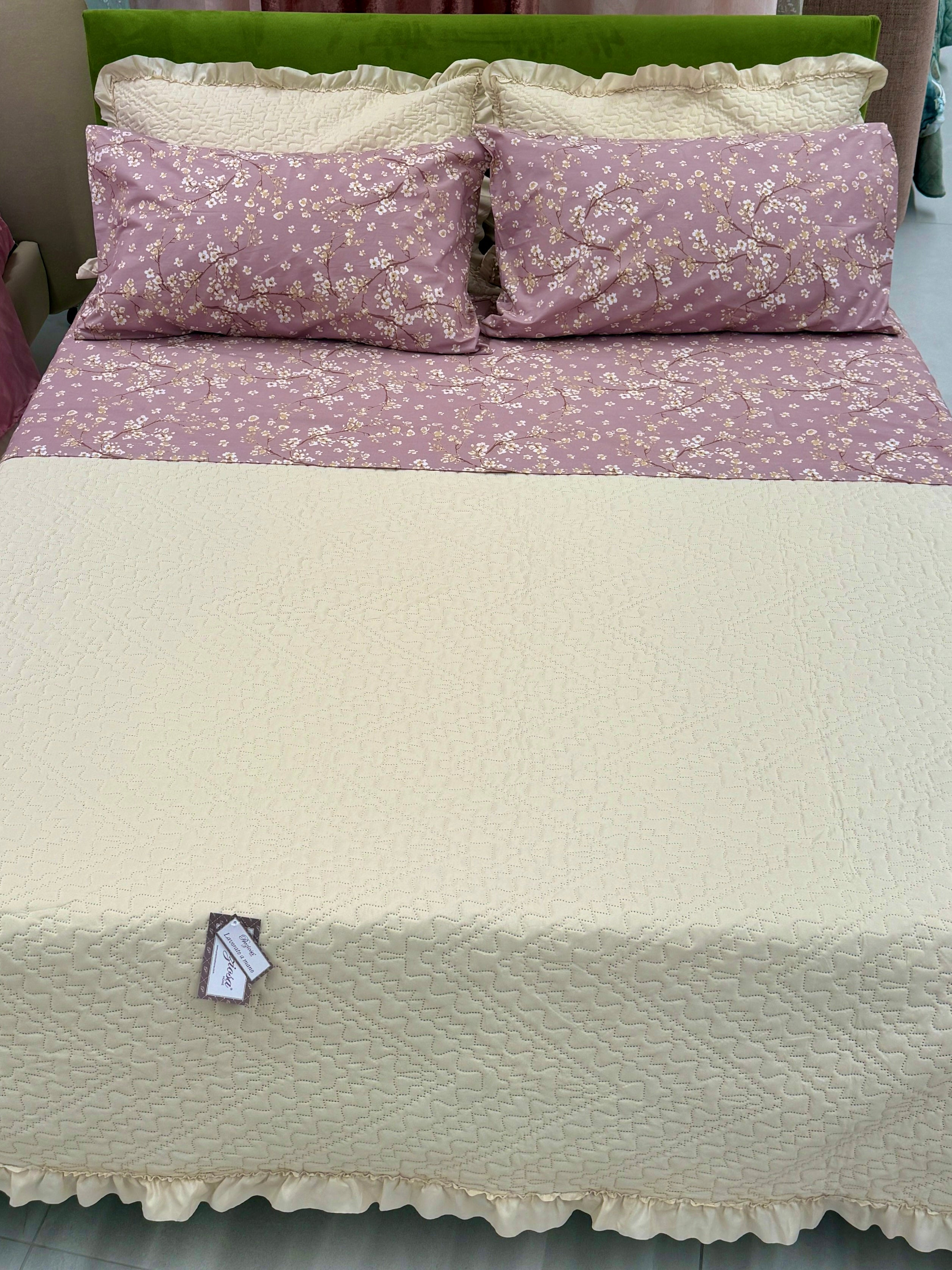 Set trapuntino Denise con 2 copriguanciali-Beige