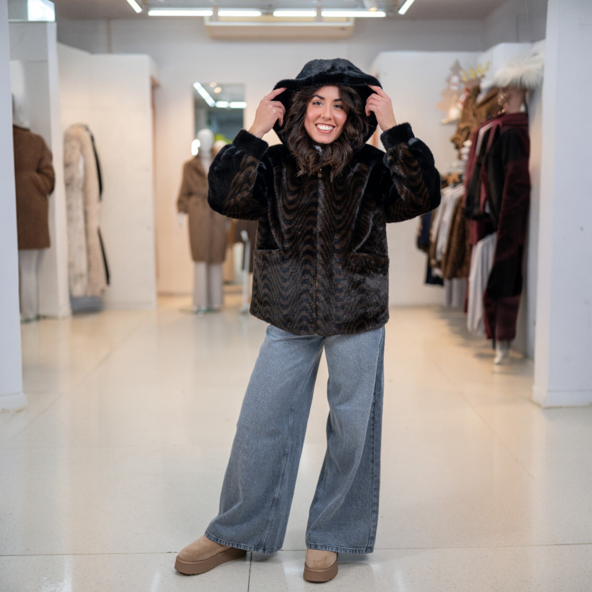 Giacca corta ecopelliccia - zebrato scuro